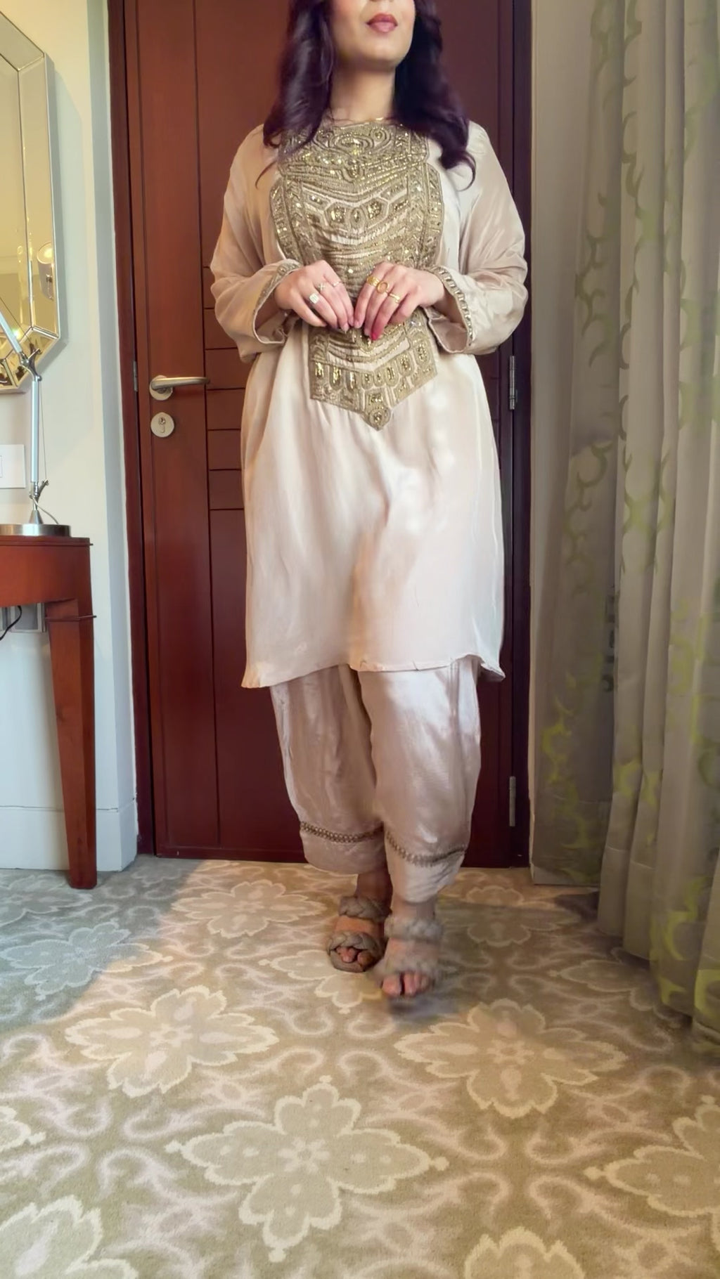 The HAWIRA Outfit